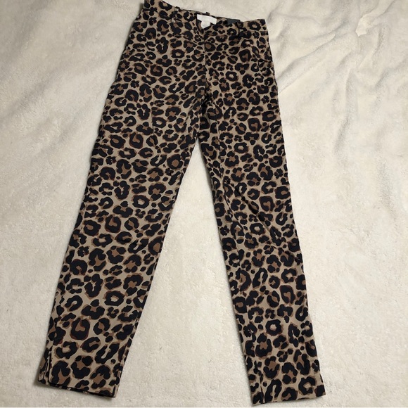 Leopard Print Pants, skinny leg, high waist, cropped | Size 2 - Picture 4 of 5